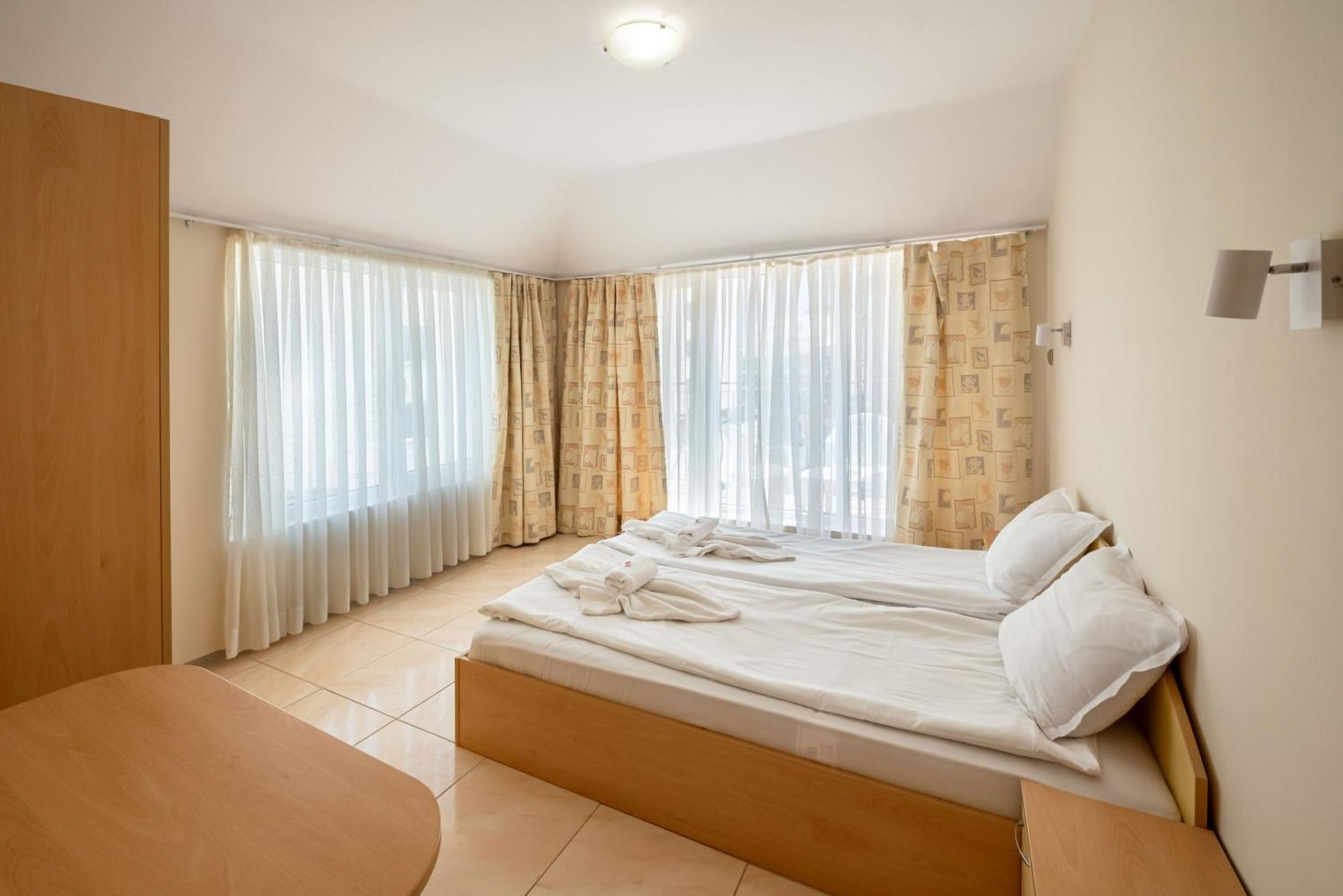 Perla Apartments 内塞伯尔 外观 照片